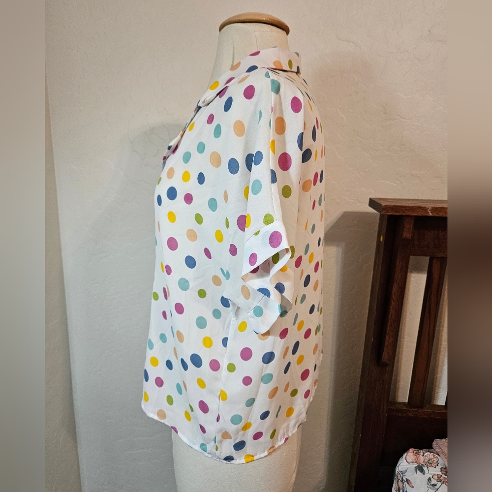 Colorful Polka Dot Button-Up Shirt - Picture 4 of 6